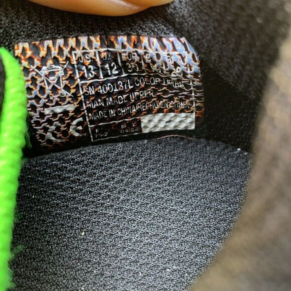 Take 50% OFF- Skechers Green and Black Sneakers Athletic Comfort, Size-13 - Picture 8 of 8